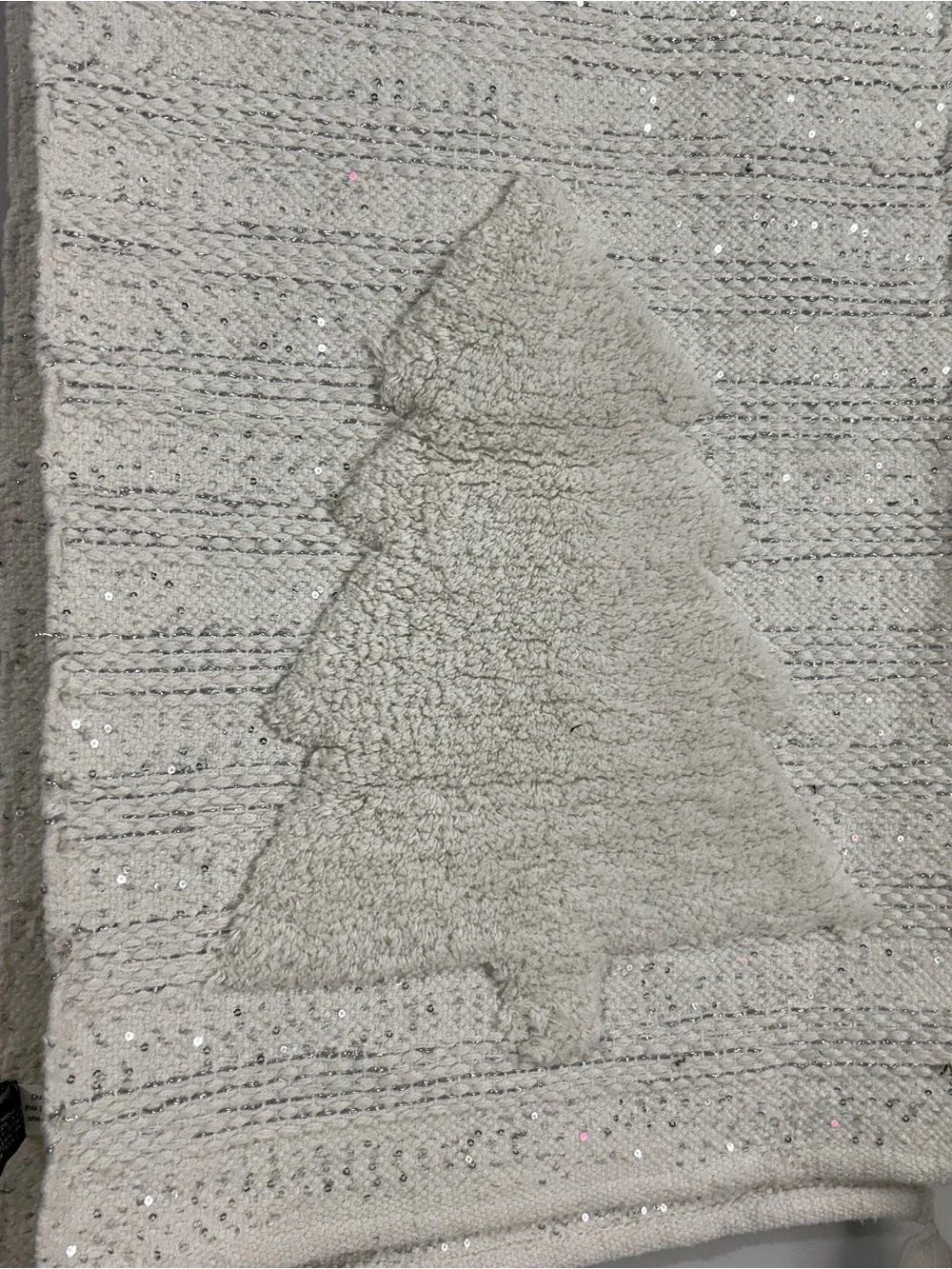 Rachel Zoe Creamy White Textured 16”x 72” Table Runner Tree Motif Silver Sequin